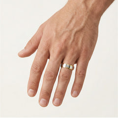 Dvoubarevný zlatý snubní prsten s iluzí dvou prstenů