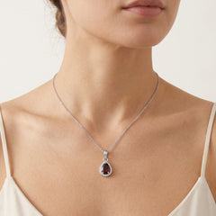 Royal Weißgold Granat Anhänger