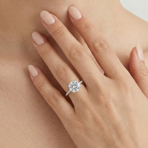 Velký prsten bílé zlato