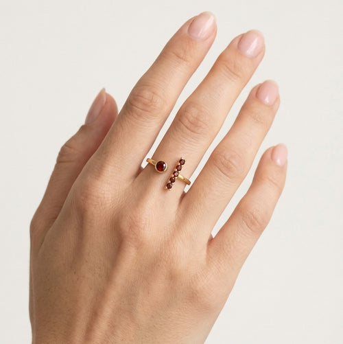 Women unfinished gold ring with garnets