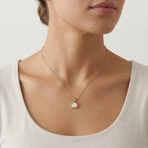 Colgante único de ópalo blanco