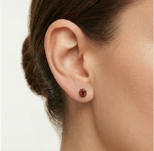 Floral garnet gold stud earrings
