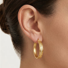 Dual radiance mesh lock hoops in yellow and white gold