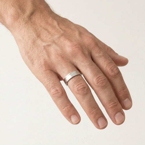 Anillo de boda macizo de oro blanco