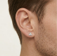 Pendientes triangulares de oro blanco con diamantes