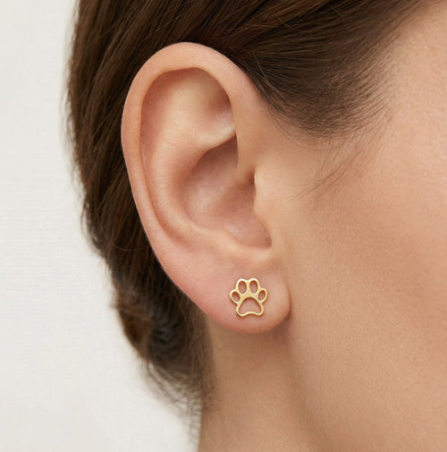 Pendientes de oro con diseño de huella de mascota