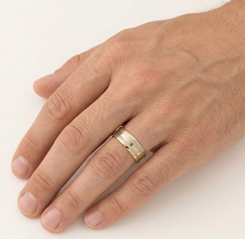 Dvoubarevné zlaté snubní prsteny se speciálním designem