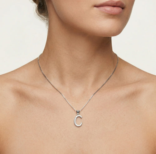 Přívěsek písmene C