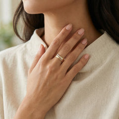 Tri color gold rolling ring