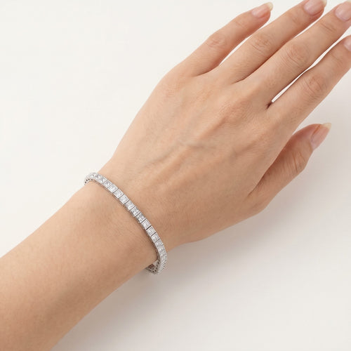 Pulsera tenis maciza de plata con circonitas cuadradas