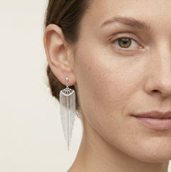 Pendientes colgantes de plata de ley con diseño sin piedra