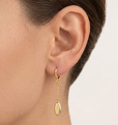 Boucles d’oreilles en chaîne en or avec feuille