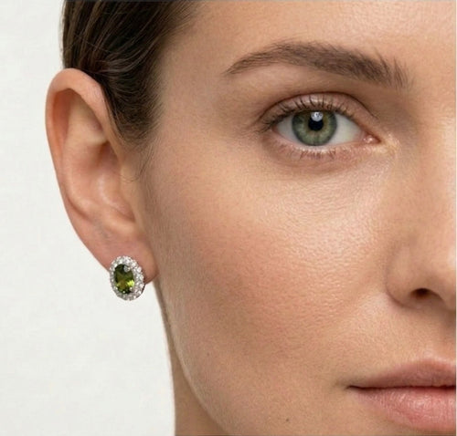 Boucles d'oreilles royal en moldavite
