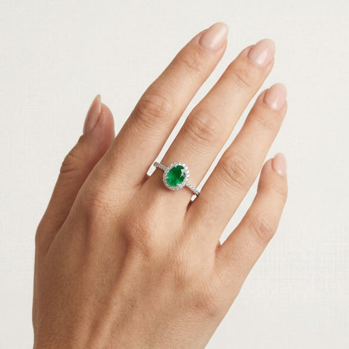 Halo-Silber-Ring mit Smaragd und Zirkonia