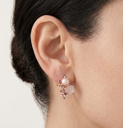 Pearl earrings with diamonds