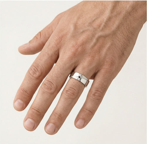 Elegantní smíšené snubní prsteny s bílým a černým diamantem
