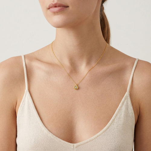 Gold necklace with zircon