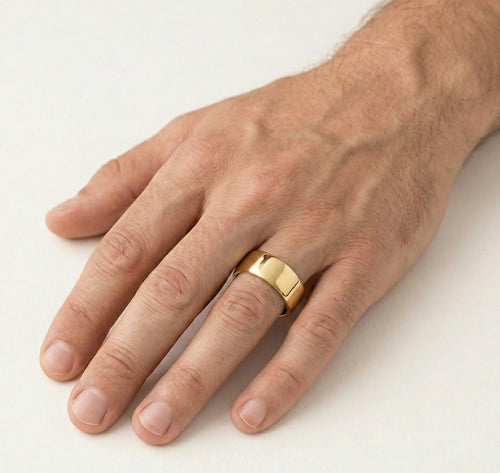 Masivní snubní prsten ze žlutého zlata