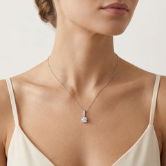 Accent white gold pendant