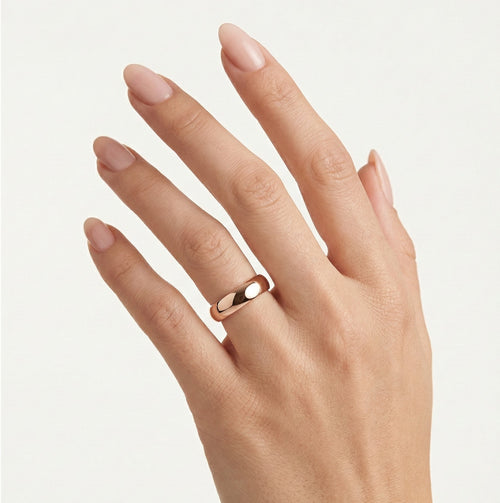 Masivní snubní prsten z růžového zlata