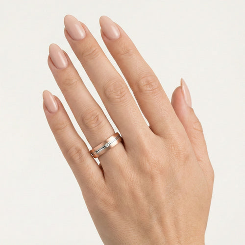 Snubní prsten z růžového a bílého zlata