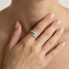 Bague en argent non finie avec zirconia baguette