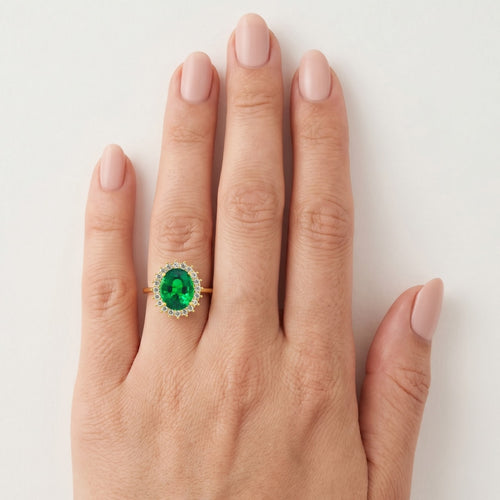 Royal oval green quartz gold ring