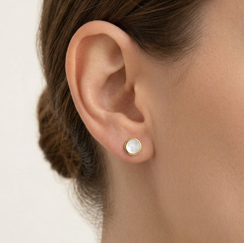 Náušnice ze žlutého zlata s perlou