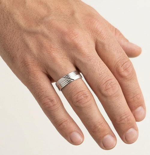 White gold wedding ring with linear engraving