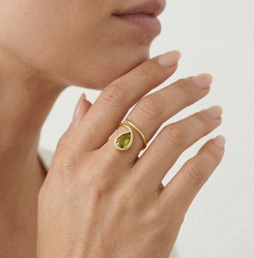 14kt gold pear cut moldavite ring