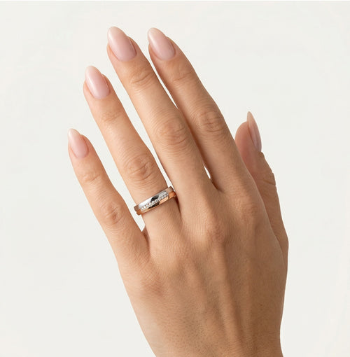 Anillo de boda clásico de oro blanco y rosa