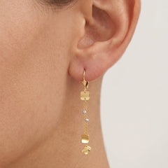 Boucles d’oreilles en chaîne en or avec carrés