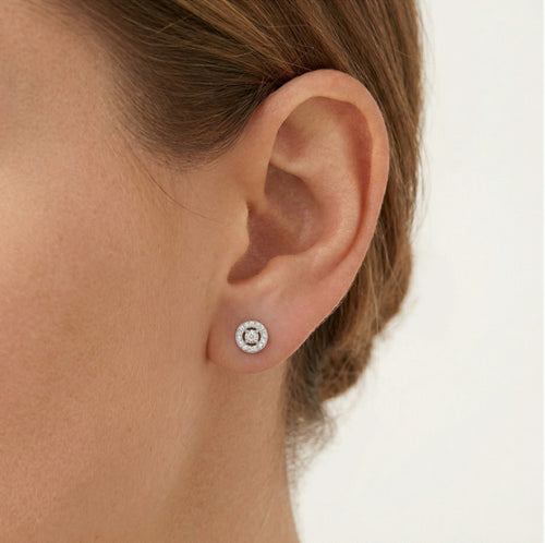 Pendientes de botón de oro blanco con diamantes