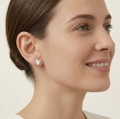 White gold mother of pearl clover leaf stud earring