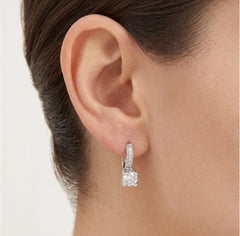 Pendientes de lujo con diamantes en oro blanco