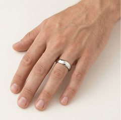 Anillo de boda clásico grueso de oro blanco