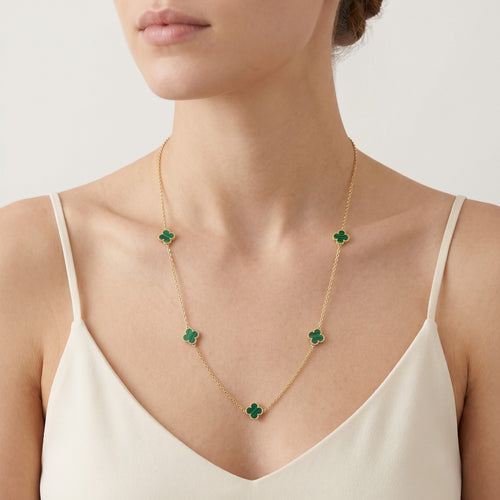 Elegant green agate clover leaf necklace
