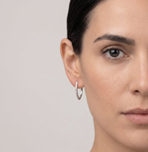 pendientes-colgantes-de-zirconia-cúbica-con-diseño-en-V
