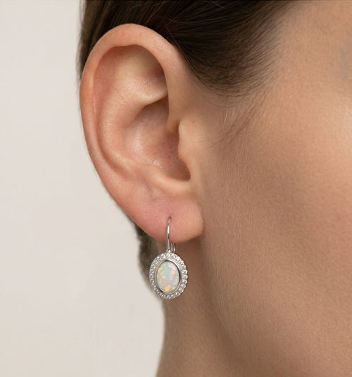 Náušnice bílý opál s lunetou na klasické zapínaní 