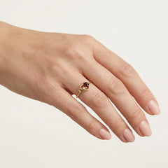 Bague cœur en grenat et zircone cubique