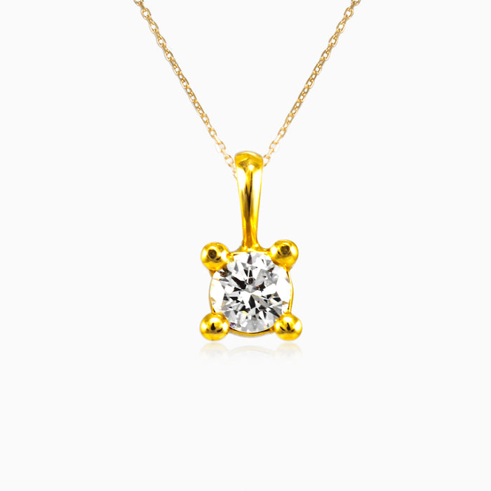 Diamond stone pendant in four prongs