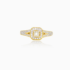 Zlatý prsten s princess diamanty