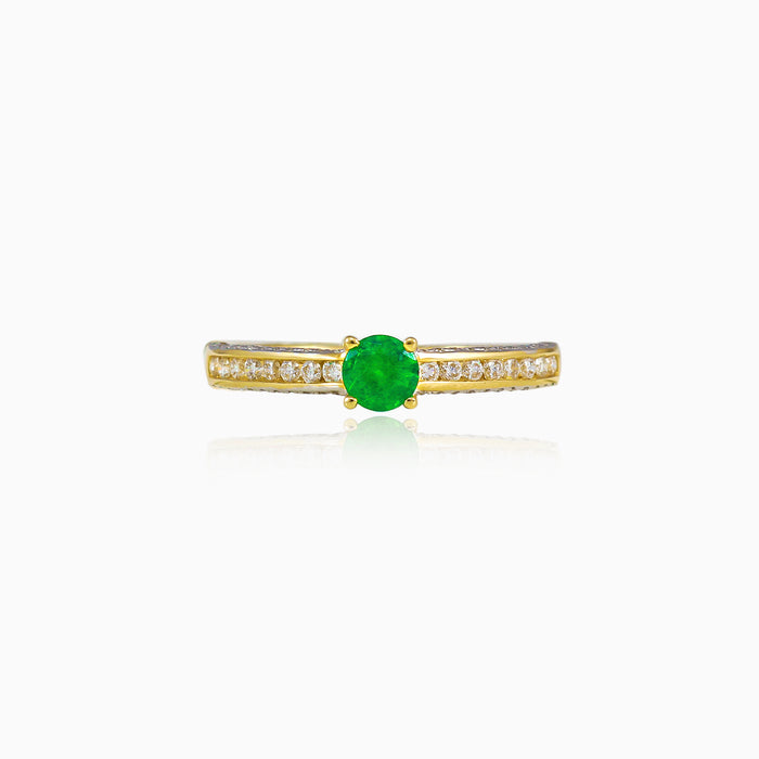 Anillo de oro con esmeralda y diamante