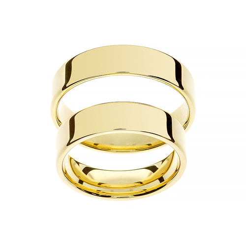 Classic massive yellow gold wedding ring