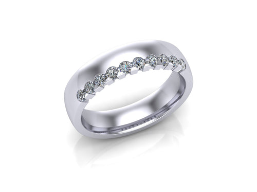 White gold wedding ring with edge stones