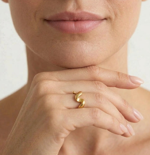 Twisted gold ring