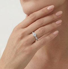 Cubic-Zirkonia-Silberring
