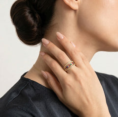 Vícebarevný prsten ze žlutého zlata