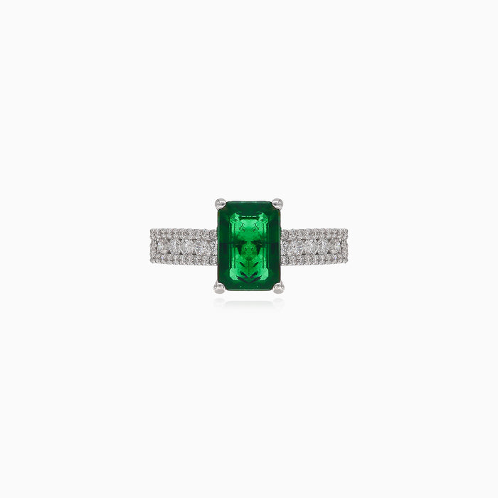 Bague éblouissante en or 18 kt avec émeraude et diamants