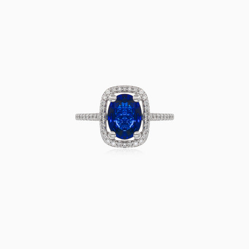 Prsten s královským modrým safírem a diamantem